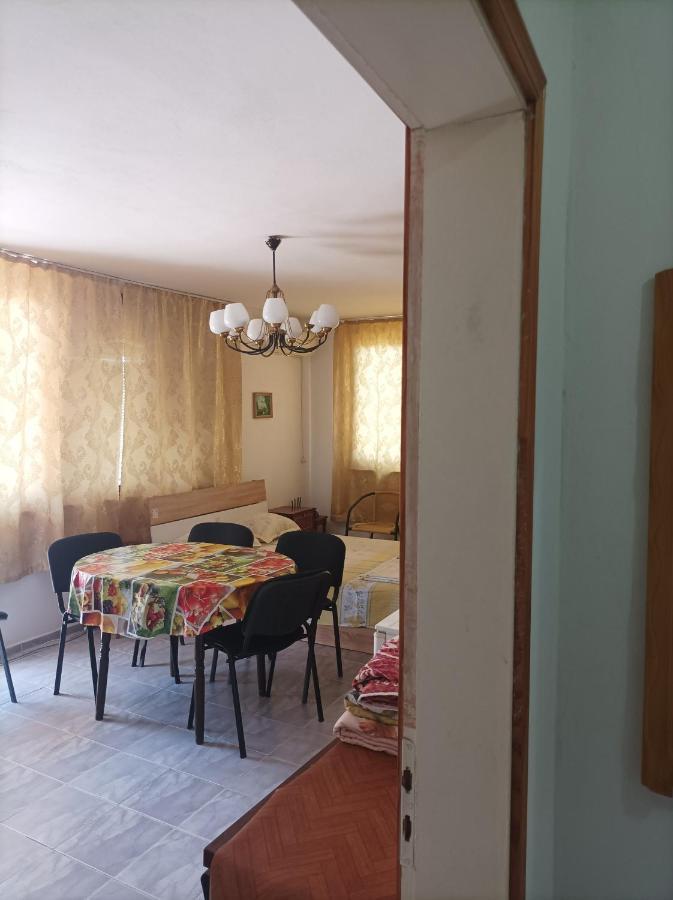 Kiki - Family Apartment Primorsko Luaran gambar